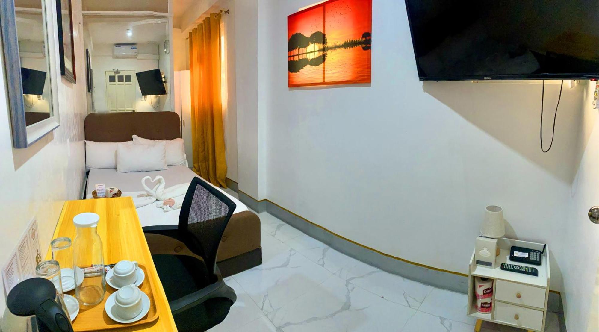 Legends Hotel & Restaurant - Lemery And Taal Exterior foto